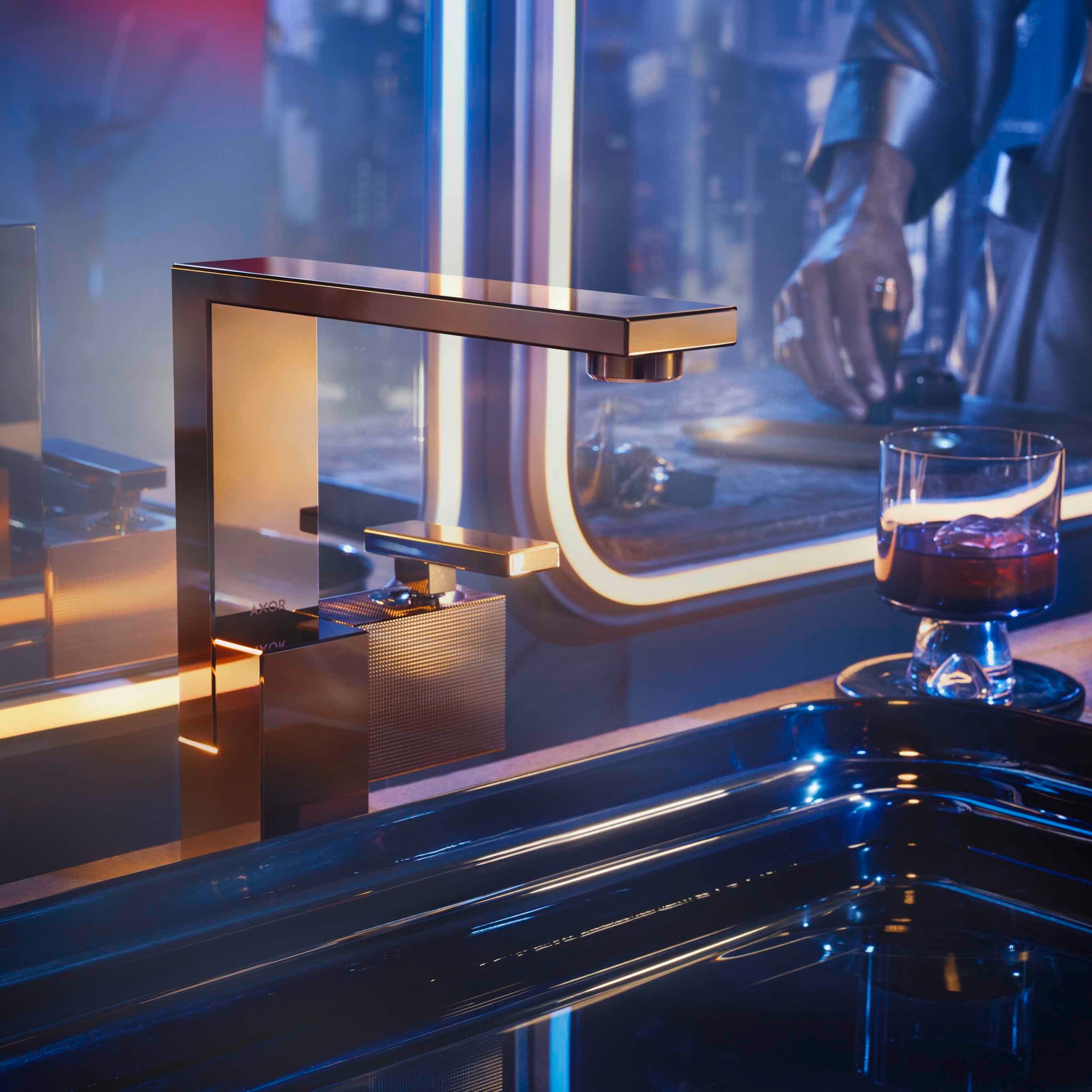 Lire l’histoire A dystopian future with exclusive tapware by AXOR