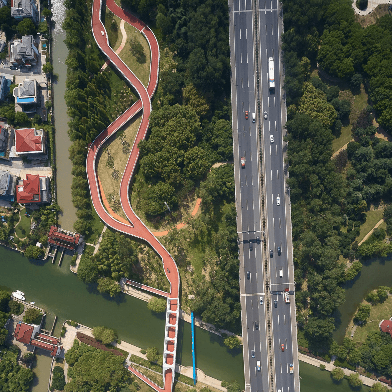 Lees storie Building bridges: five garden bridges that connect users to nature