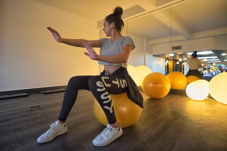 Kwerk’s co-working office combines the feel of a boutique hotel with the facilities of a private members' health club, with 24-hour access, individual interiors and a gym. Photo: Benoit Florençon (top)
