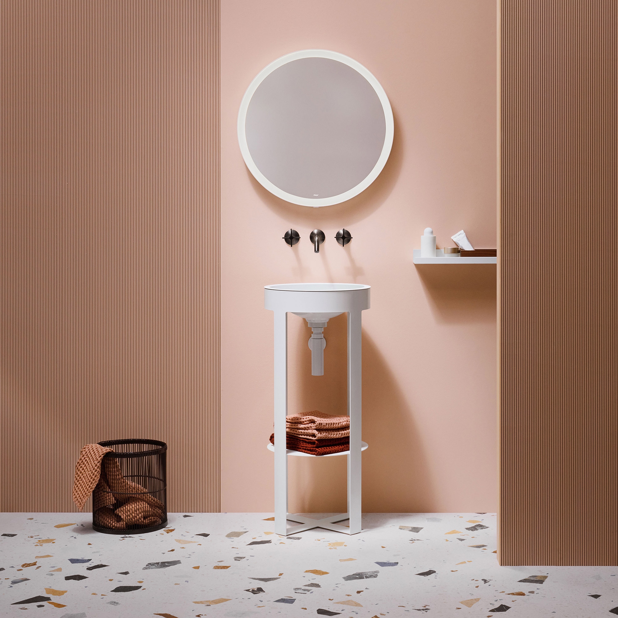 Leggi la storia Minimalist and lightweight