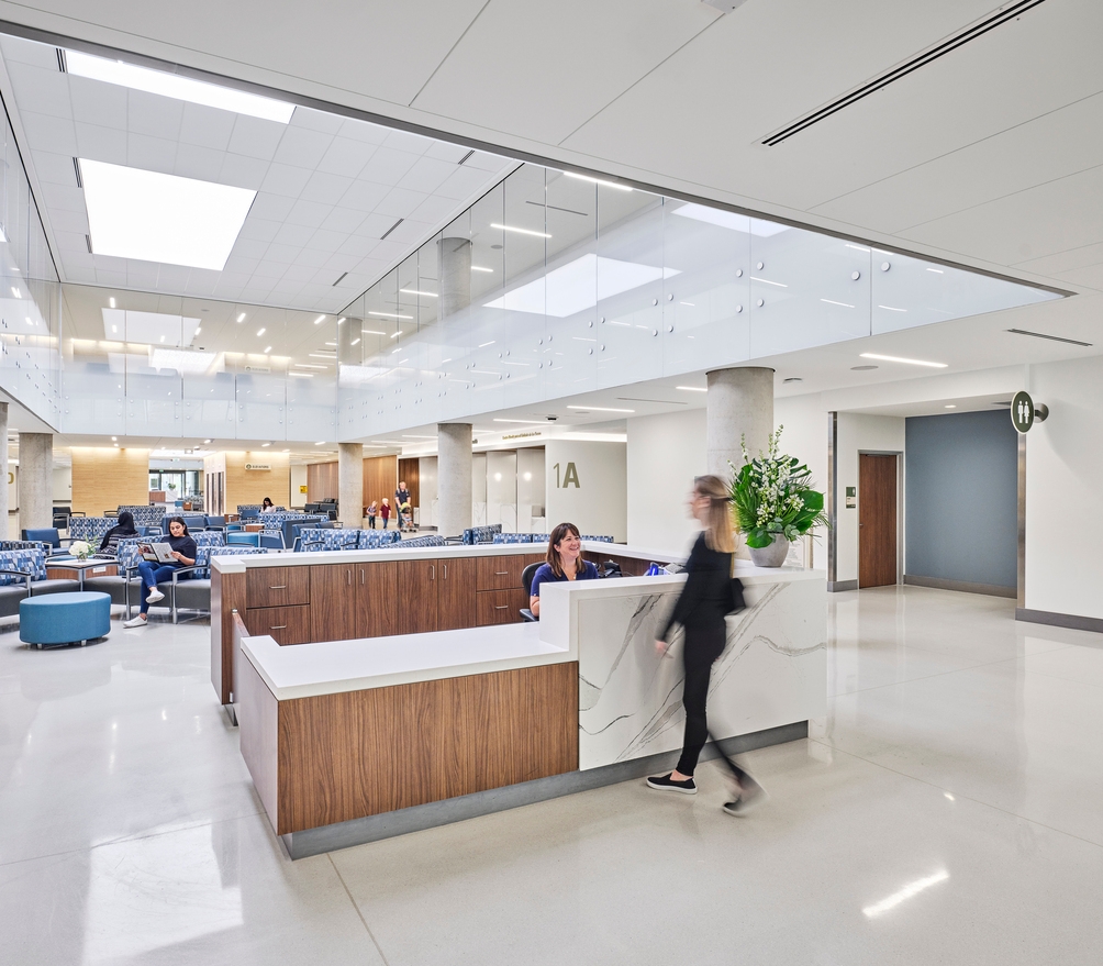 Leer la historia Superior quality hygienic ceilings