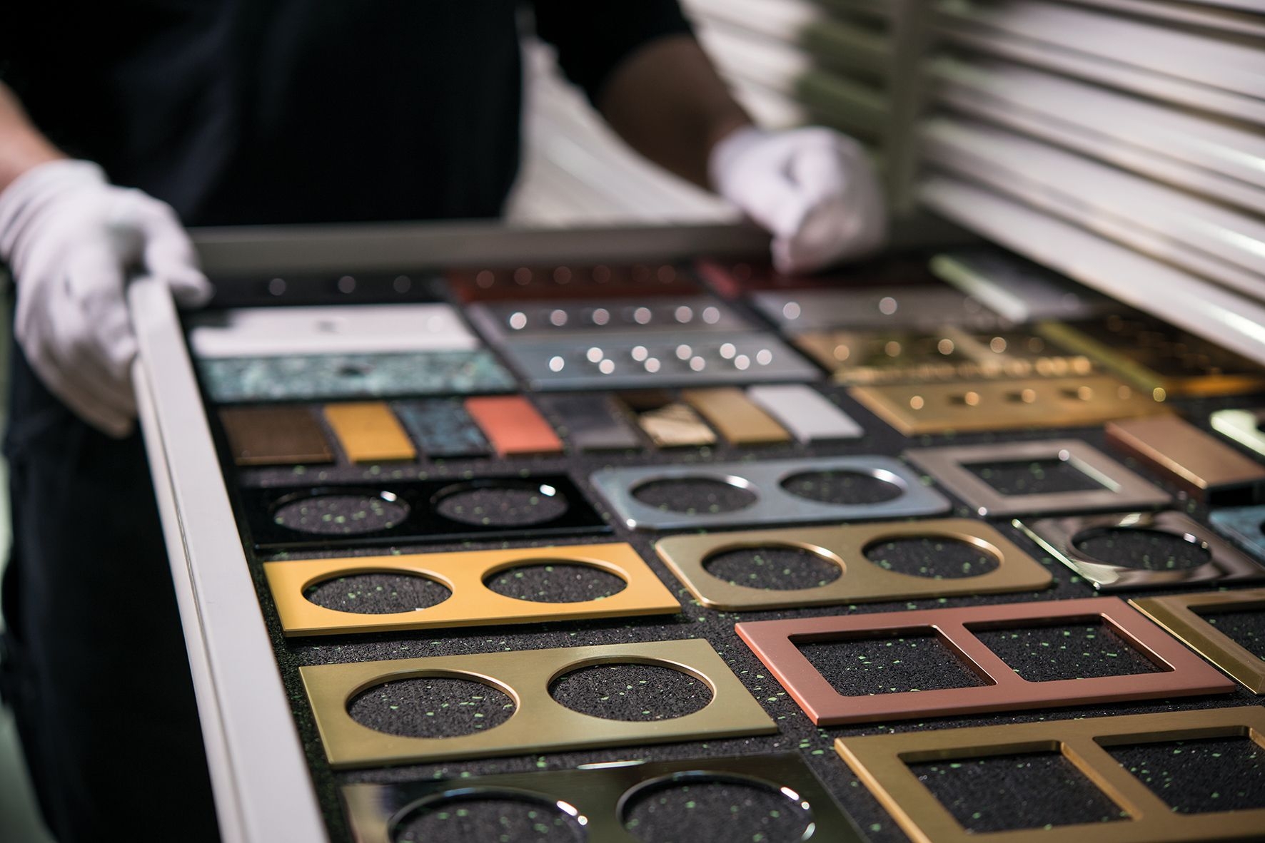 With sixteen different design lines and a variety of colours, materials and surfaces, Hager offers high-quality switches for every style