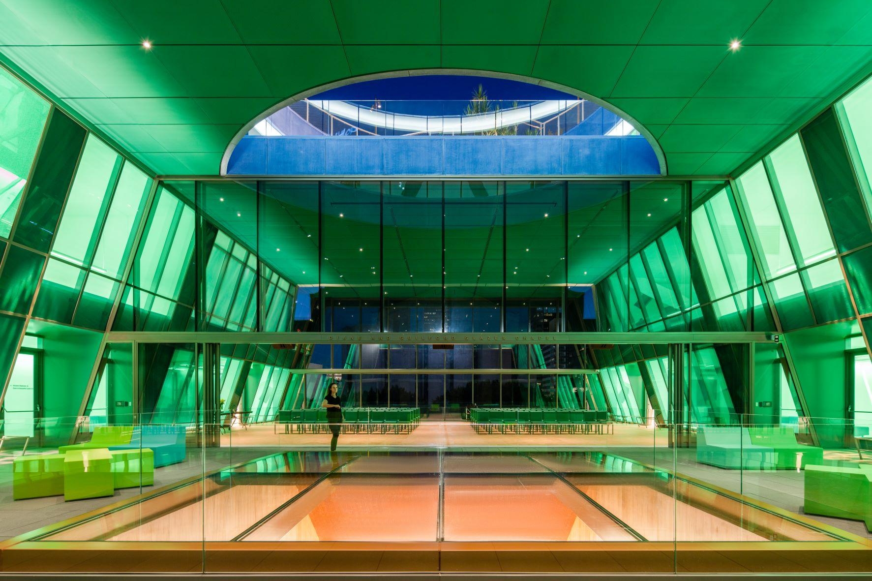 The top price in the exterior category of Vanceva's® World of Color Awards™ went to OMA's Audrey Irmas Pavilion in LA