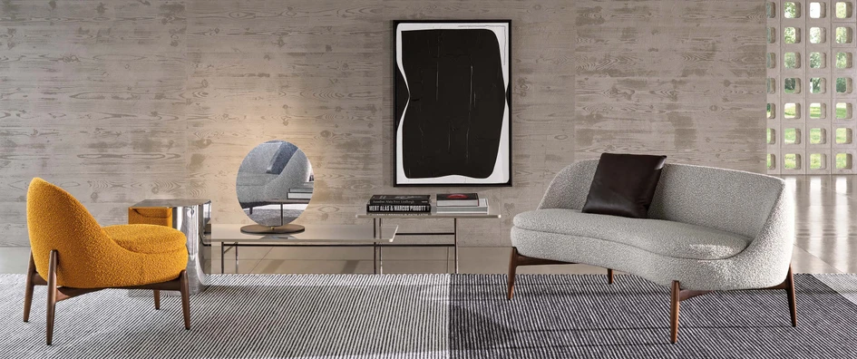 Das stringente Goodman- und das ultra komfortable Twiggy-Sitzsystem (oben). Und das organisch anmutende Sofa und der Sessel aus der Serie Sendai (unten)