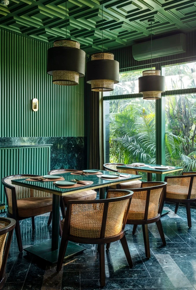 Green is good: luxury hospitality spaces with verdurous surfaces ...