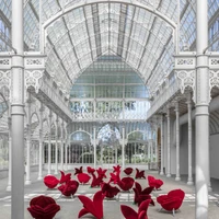 Die Flowers-Serie von Edra, entworfen von Masanori Umeda, ist biophil und ikonisch und unterstreicht jedes Interieur mit Pep