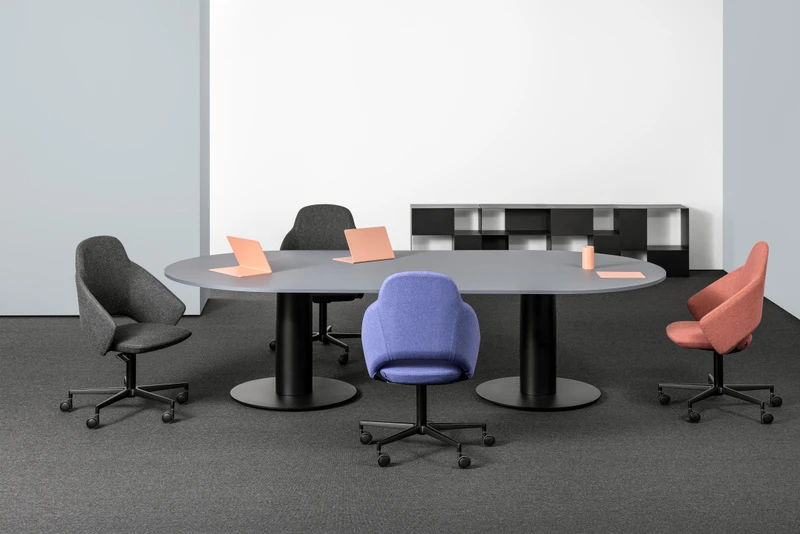 Today’s office chair needs to match all the ergonomics of previous desk chair designs, while aesthetically blending into, or helping to create, a more homely working environment