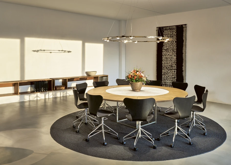 Behind the Licht im Raum brand is Dinnebier Licht, which has been around since 1956. The company's experts also offer comprehensive lighting concept services. © Udo Kowalski