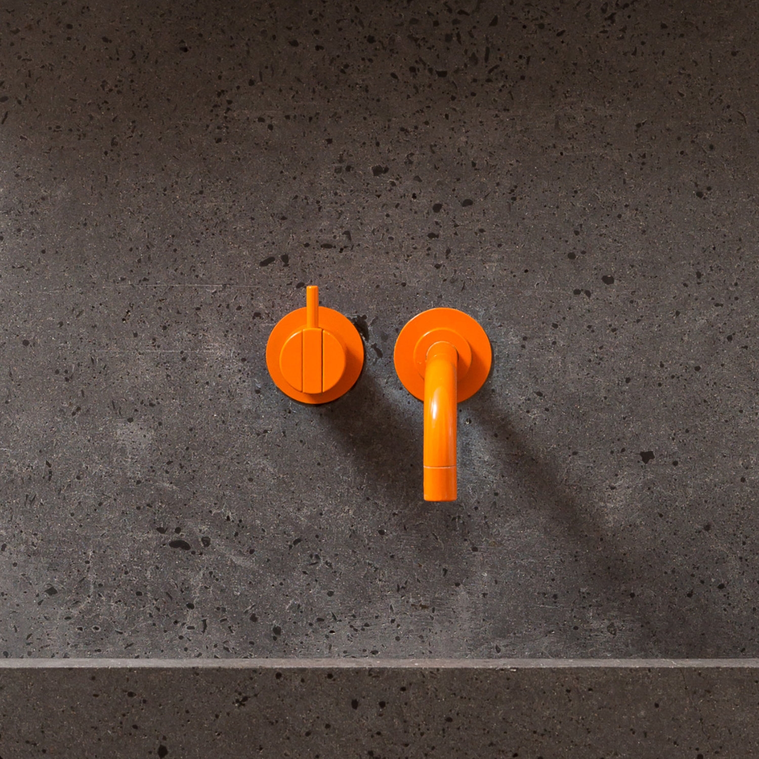 Lire l’histoire VOLA x Arne Jacobson: the Danish design tradition