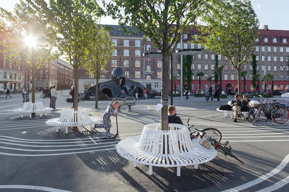 A commitment to harmonious, ‘total design’ is clear in Denmark’s public and private spaces. Photos: Luca Santiago Mora (top), Chris Turner and INTERFILM Production (middle) and Iwan Baan, Architect: BIG – Bjarke Ingels Group (bottom)