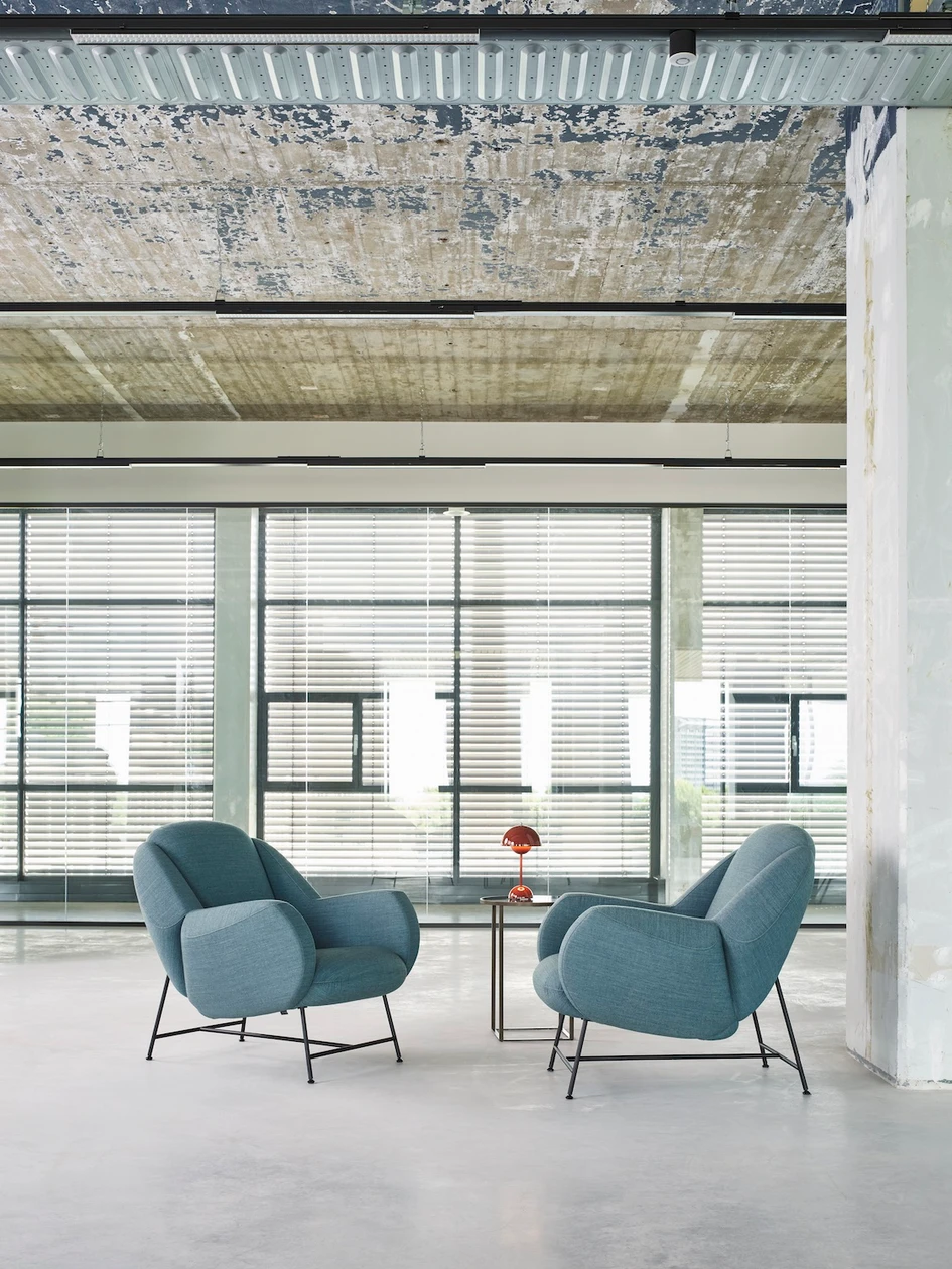 The Leolux LX collection is crafted to order in the Netherlands, offering designers genuine flexibility and control