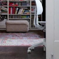 Whether in the office or home office, the S1 is an uncomplicated partner., The decisive use of resource-saving, innovative materials made its development even more challenging. Photos: Carolin Wengert