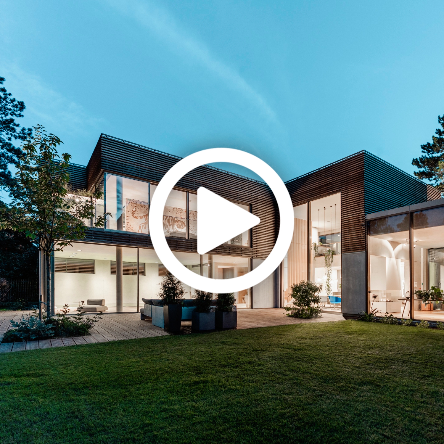 Leggi la storia Solarlux dissolves boundaries with cero