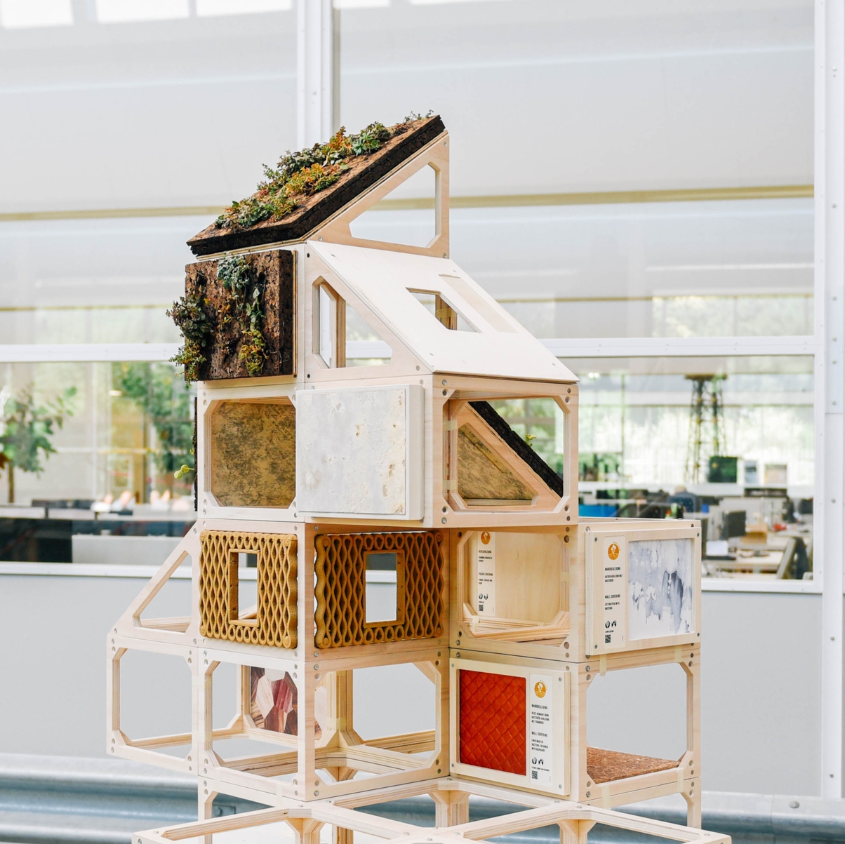 Leggi la storia Preparation is everything: Dutch Design Week asks us to ‘Get Set’