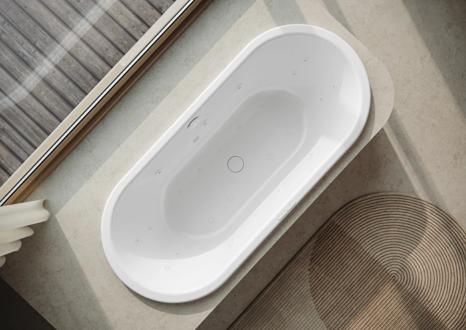 To ensure that the relaxation and wellness experience does not end when you leave the bathtub, a simple automatic cleaning system ensures perfect hygiene even after the bath