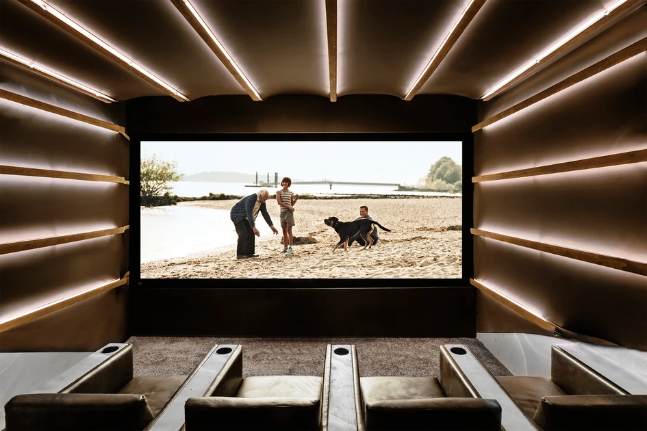 The Cumberland Entertainment Center by Barefoot Design is a private screening room for CGI studio The Scope in Berlin, Germany, and features bold indirect lighting. Photo: Michael Tewes