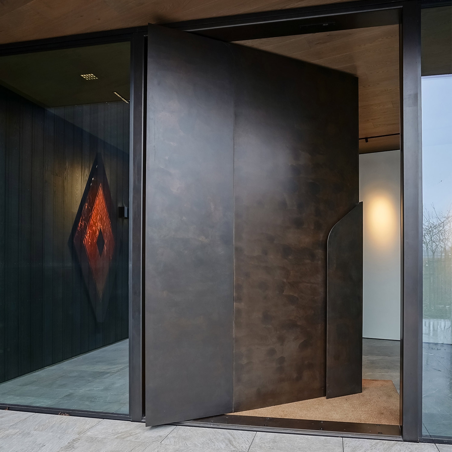 Erfahre mehr über die Geschichte FritsJurgens Best Pivot Doors 2022