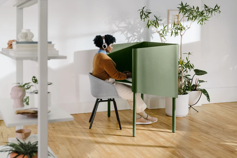 Adaptable office design, from collaborative areas to private workstations, enables employees to embrace change and drive innovation