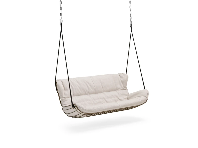 These new swing seats enhance outdoor relaxation with superior comfort, quality and a subtle swinging motion