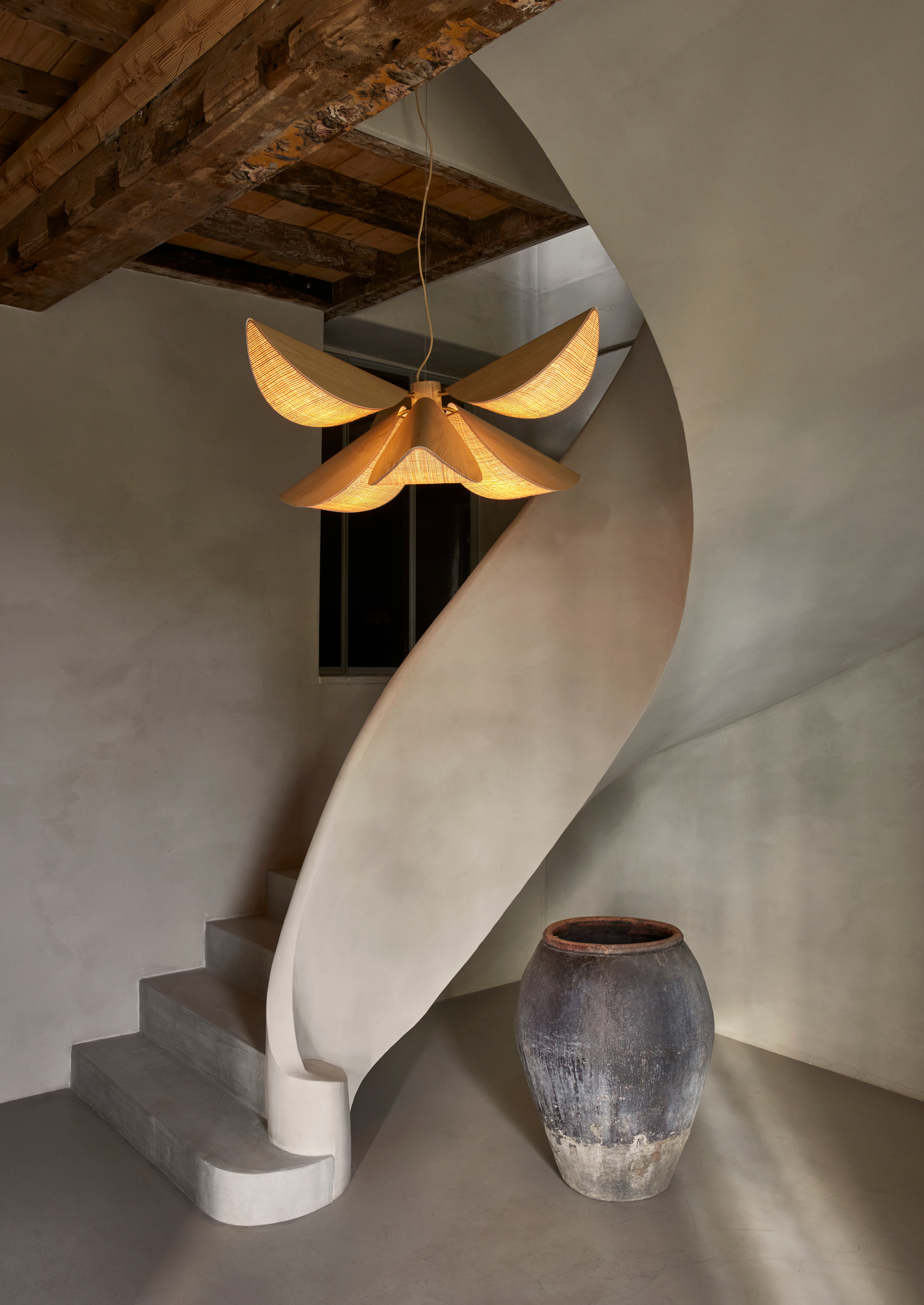 Designer Jette Scheib joins Forestier to create the LYS collection, inspired by the graceful, natural forms of lily flowers