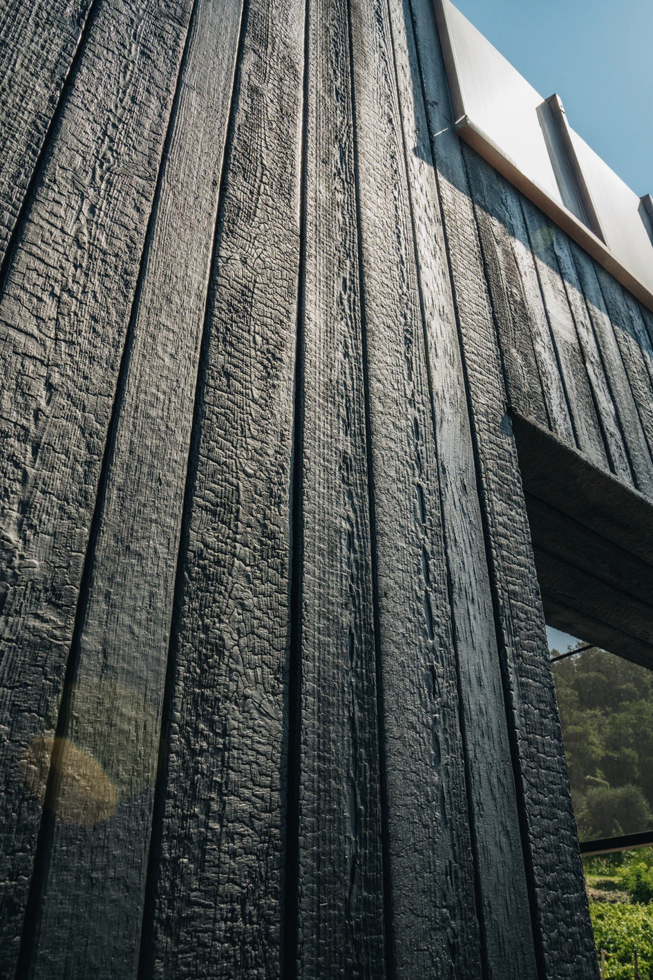 The European wood is treated with fire and enhanced using water-based nanotechnology, creating the durable ARDES DRY Plank Hi-tech material
