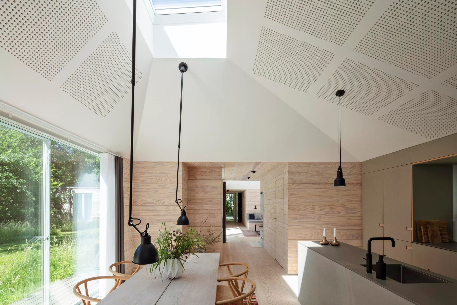 A summer house in Rørvig. Image courtesy of VELUX