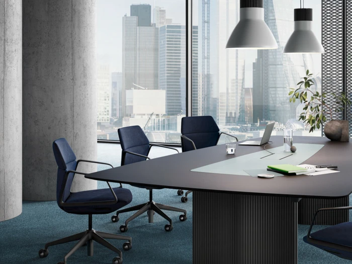 Lire l’histoire Where furniture makes waves: design in motion