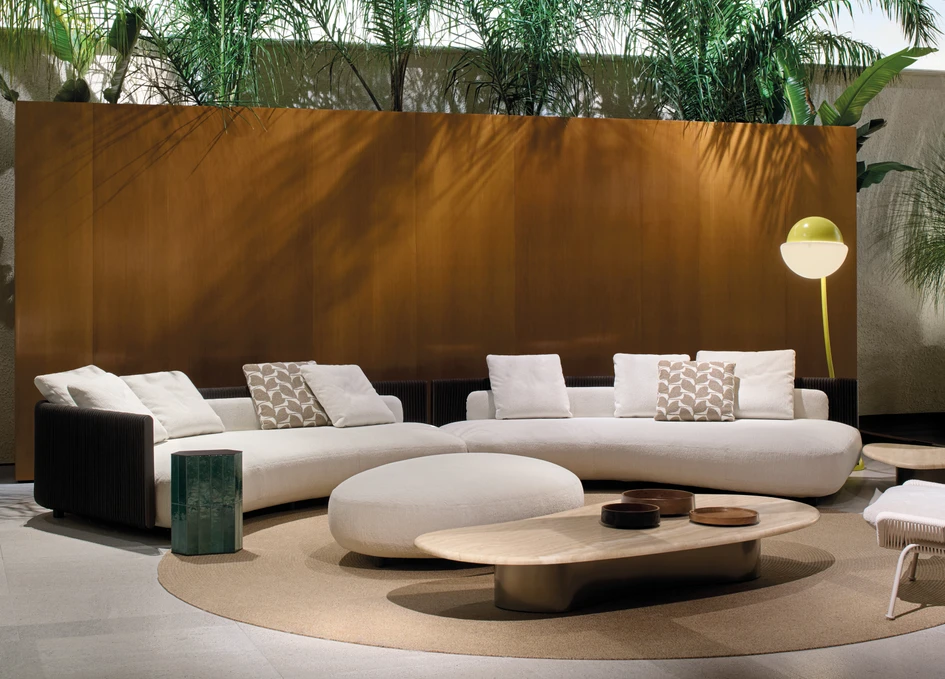 The Minotti Pavilion reinterprets contemporary living: Coupé (top), Bézier Cord Outdoor (bottom)