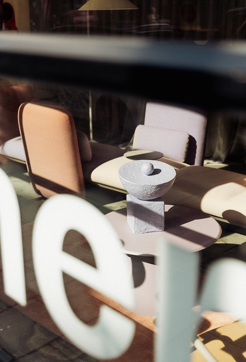During London's Clerkenwell Design Week, B&T exhibited Pod by Japanese designer Jin Kuramoto and Metric by B&T's own Design Director, Alp Nuhoğlu 