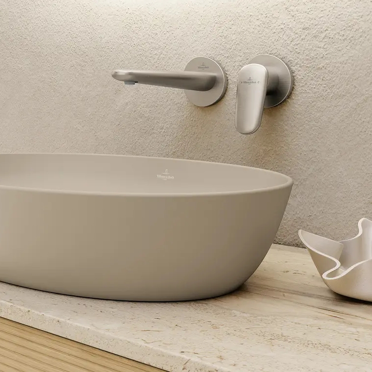 Leggi la storia Nature’s palette: transforming bathroom retreats with colour and texture