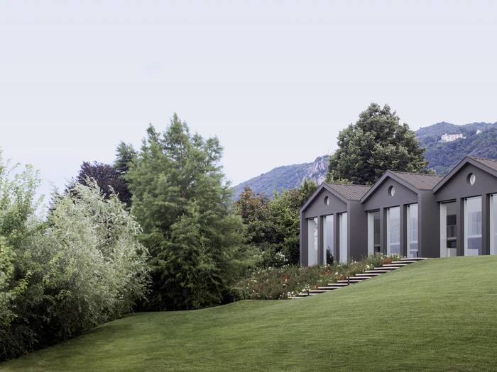 Leggi la storia Industria e natura: una fabbrica sull’acqua.