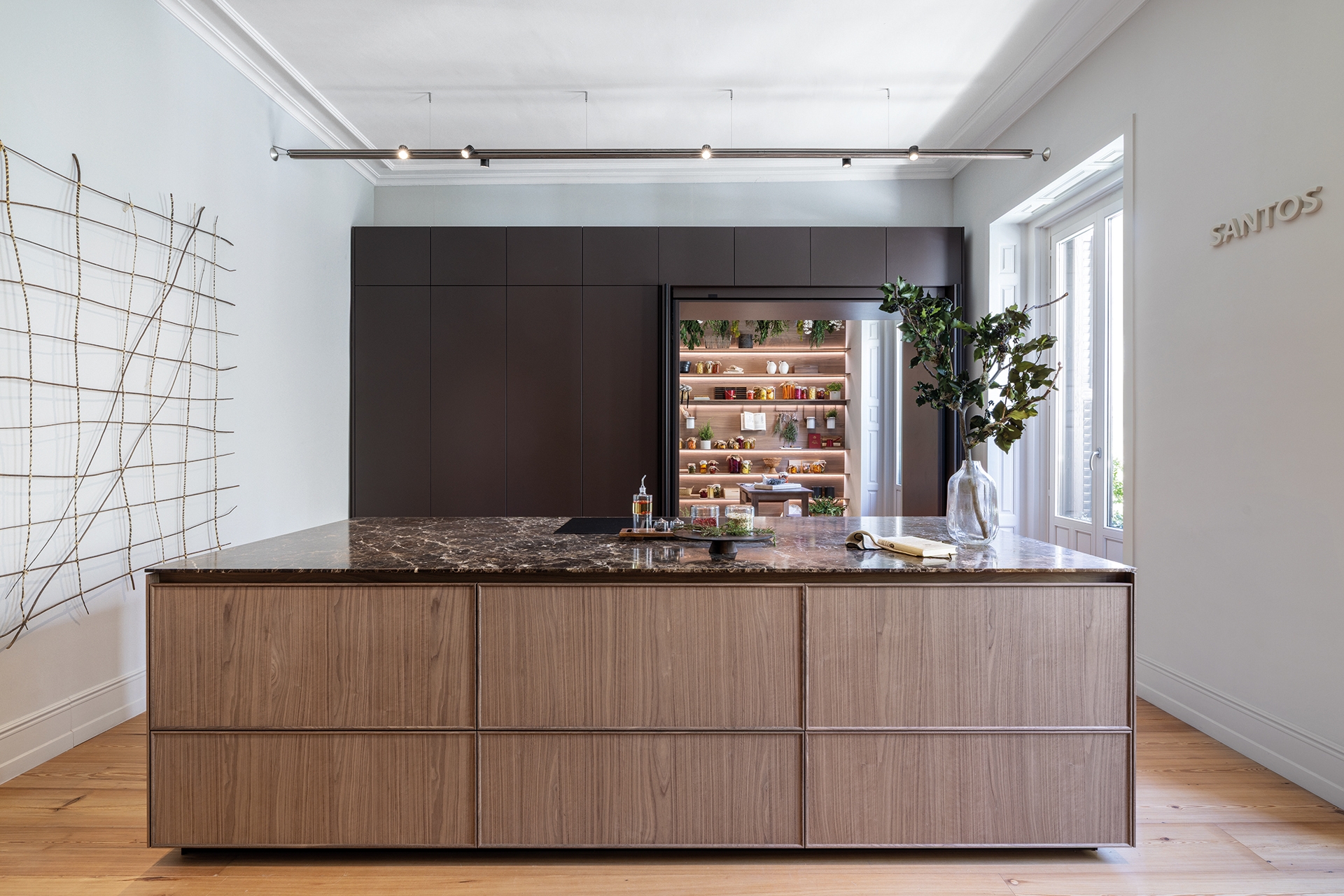 Lire l’histoire Santos Kitchens takes part in Casa Decor 2025