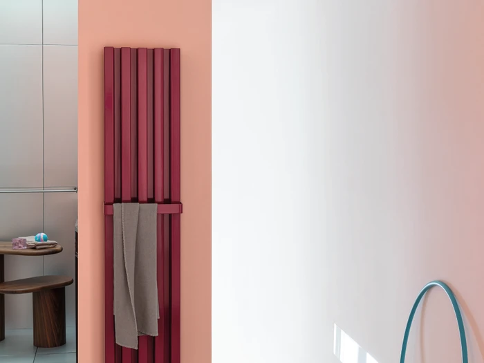 Leggi la storia TUBES: radiatori ideali per ristrutturazioni. L'innovazione incontra l’estetica