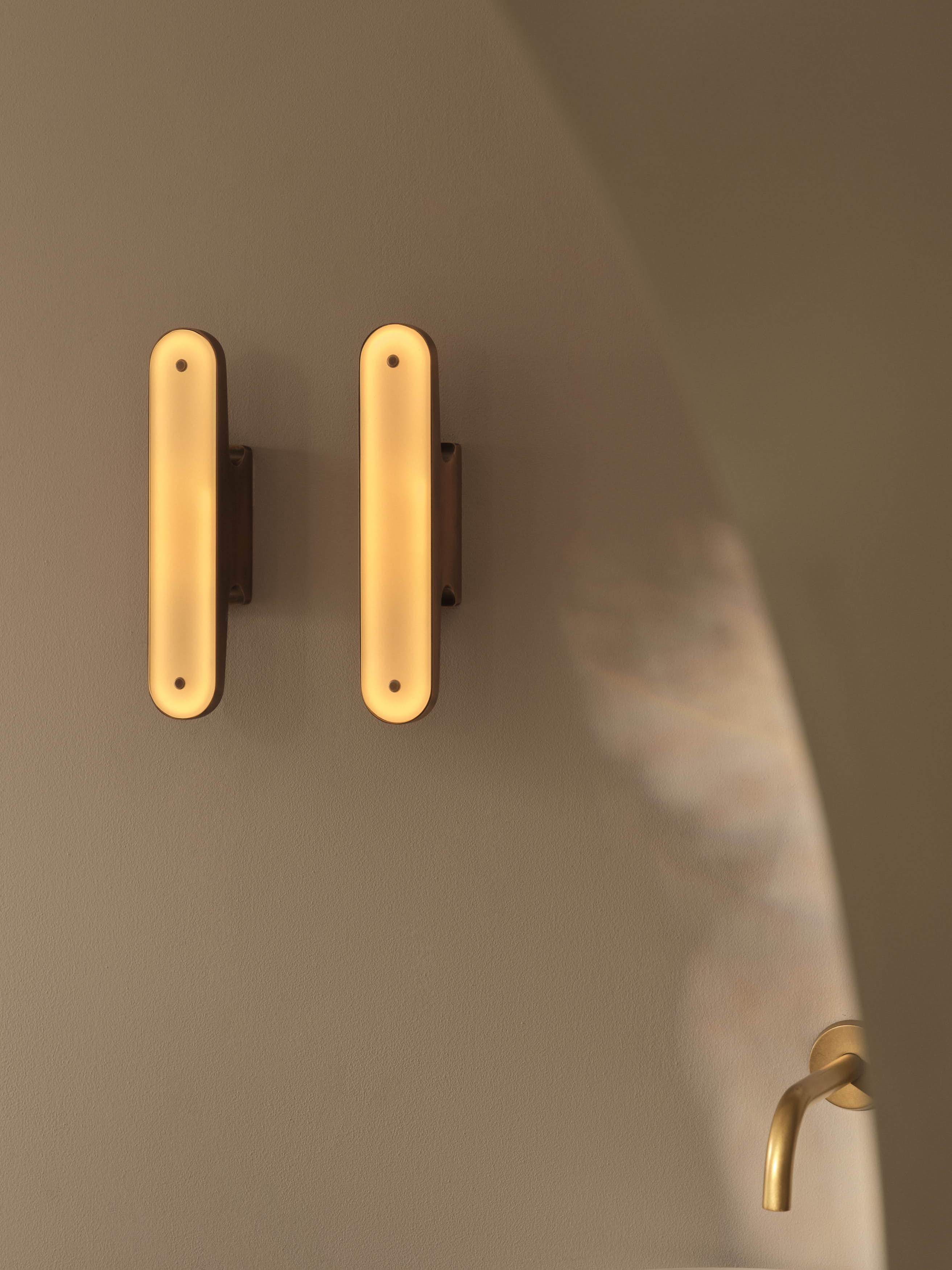 Erfahre mehr über die Geschichte A study in clarity: sculptural lighting for everyday rituals