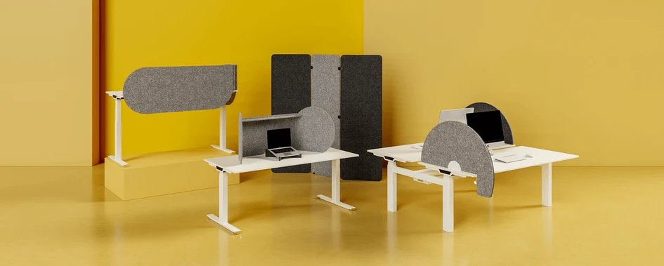 With different heights and widths, fabric surfaces in numerous colour schemes and combinable glass elements, CLAMP enables a differentiated spatial effect. PHORMY's mobile elements can be used as a complementary facet.