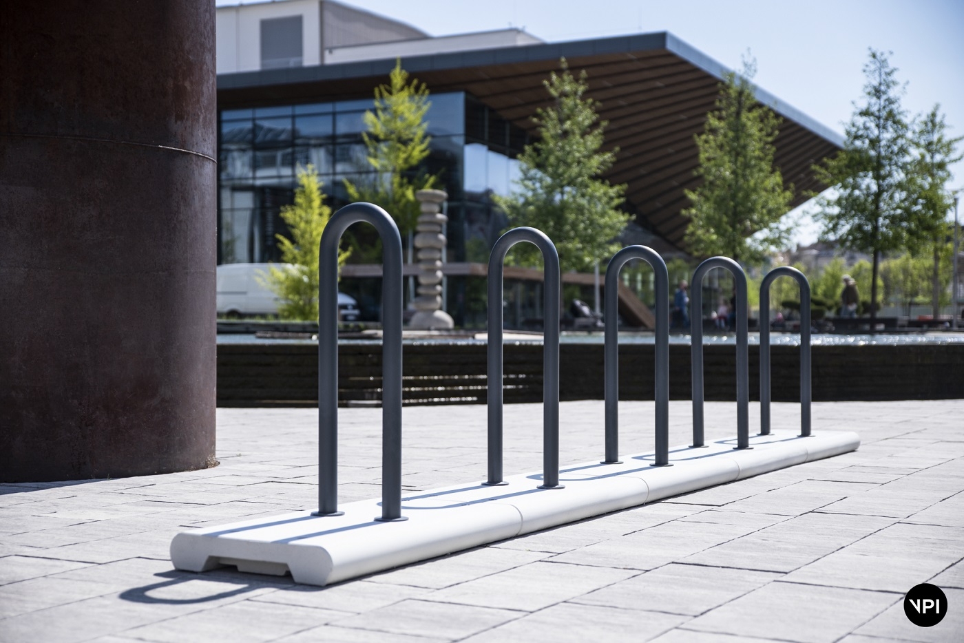 Lees storie VELÓ - THE MOBILE BICYCLE RACK