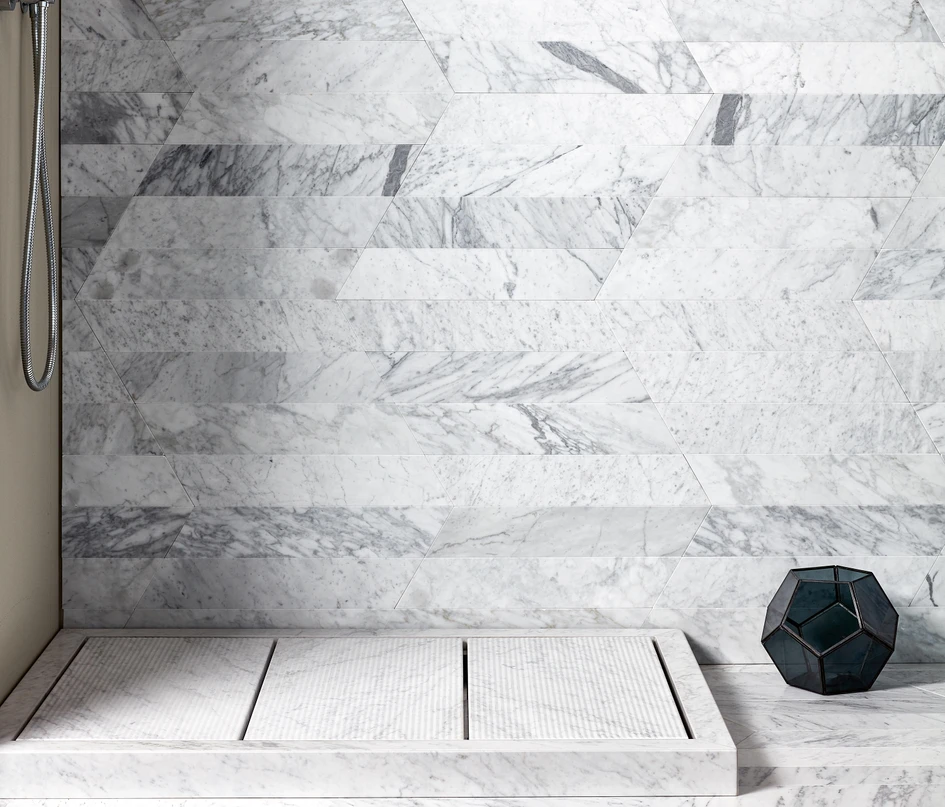 Bette’s seamlessly integrated Bettefloor tray (top), Villeroy & Boch’s heritage-inspired ceramic flush-floor tray (middle) and Monitillo 1980’s Massapia raised tray, carved from natural stone (bottom)