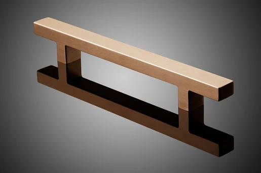 The Apm16 Handle from Former (top) is clean and sleek, but unsuited to heavier doors. Whereas Forms+Surfaces’ Tubular push/pull handle (bottom) is thick enough to be pulled with force