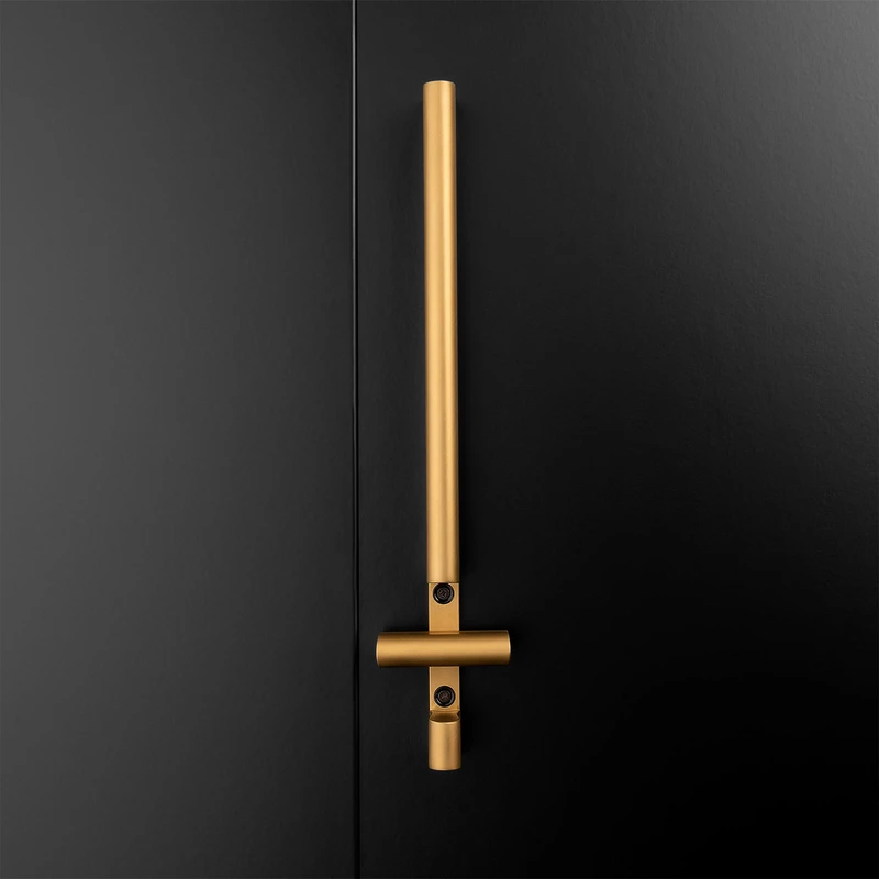 Jatec’s One Minimal lever handle (top) includes a matching key entry rosette while M&T Manufacture’s Pull Handle YES! (Bottom) puts handle and lock together in one form