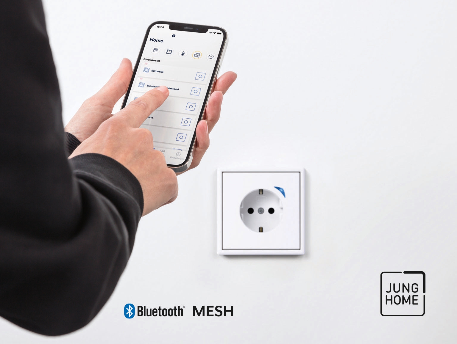 Switch manufacturer JUNG presents the full potential of its new JUNG HOME system, based on communication via Bluetooth® Mesh