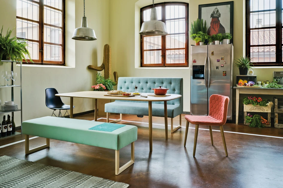 TON AS’s ageless 18 chair with its relaxed bistro style (top) and Sancal’s open-ended Menú bench (bottom)