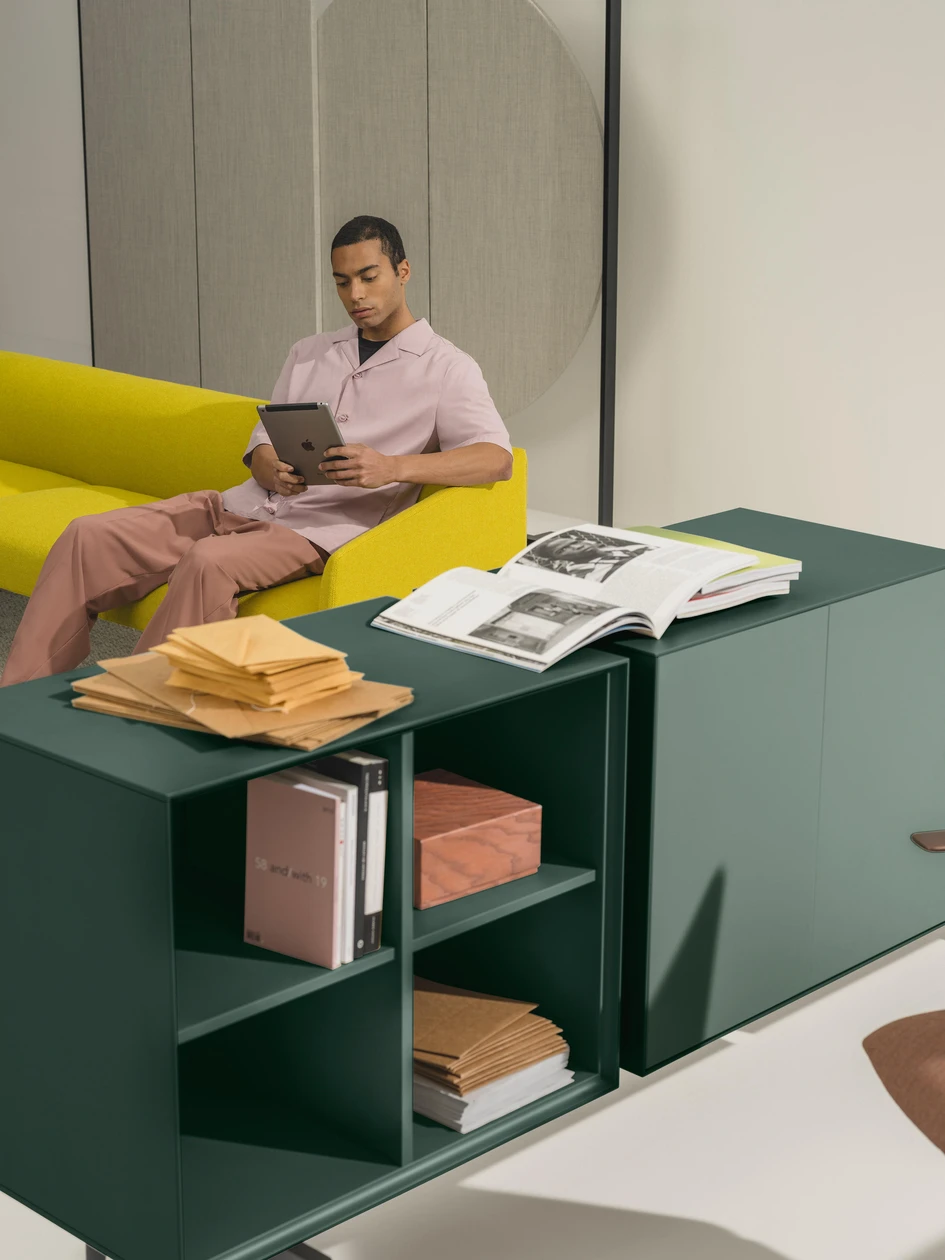 Semiton is García Cumini's response to Arper's desire to create a product that is 'versatile and adaptable to multiple situations, whether for office, the residential world or hospitality’