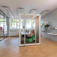 Both the small and larger versions of the Teambox are preconfigured. They can also be individually supplemented with tables, standing desks or benches and can be assembled on-site in just a few steps