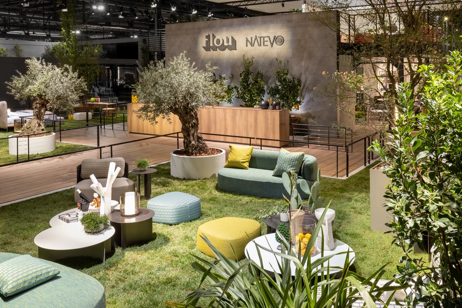 Italian furniture brand Flou put the design of outdoor furniture under the spotlight in their presentation at this year’s Salone del Mobile. Here, the Pierre collection designed by Studio Contromano – sofas, poufs, tables and armchairs for outdoor use