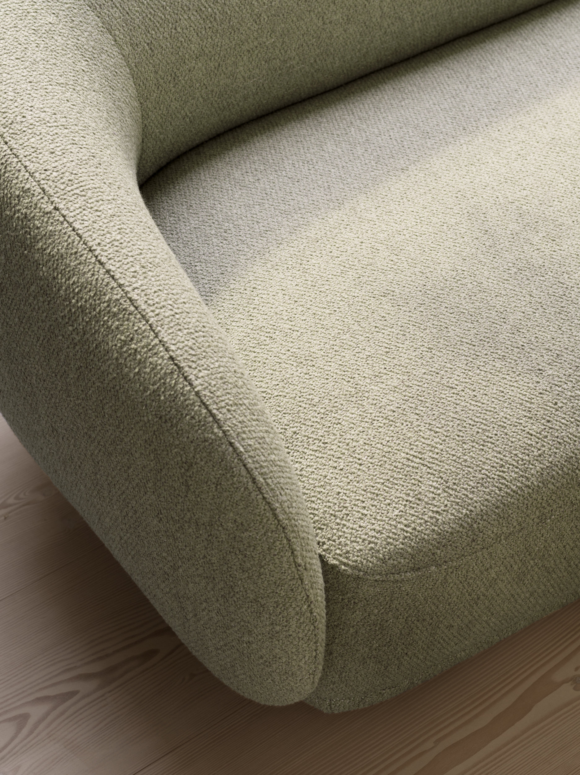 The various seating designs in the Bolzano collection fit together as a lounge ensemble or can be used on their own. The rounded curves and soft fabrics make each piece stand out like a comforting nook  