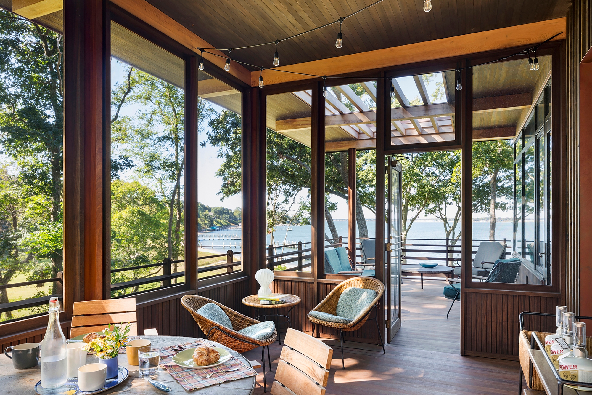 The East End House in New York State boasts as many as five separate seated dining areas to breakfast from, each with sumptuous views of Long Island beach or woodland. Photo: Albert Vecerka/Esto