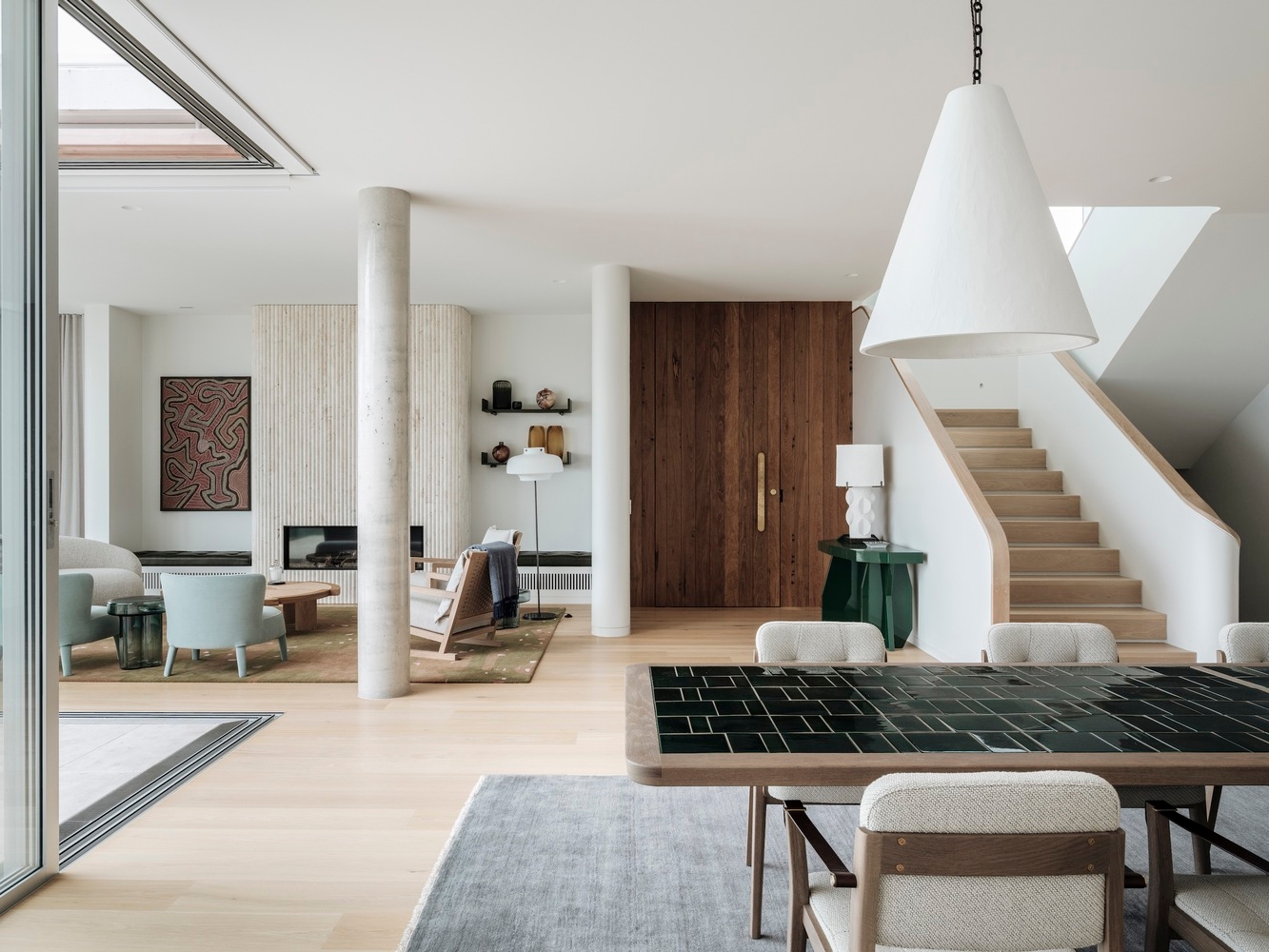 The airy Palm Frond Retreat by Koichi Takada Architects combines a variety of materials, textures and symmetric shapes to create a contemporary whole. Photo: Tom Ferguson