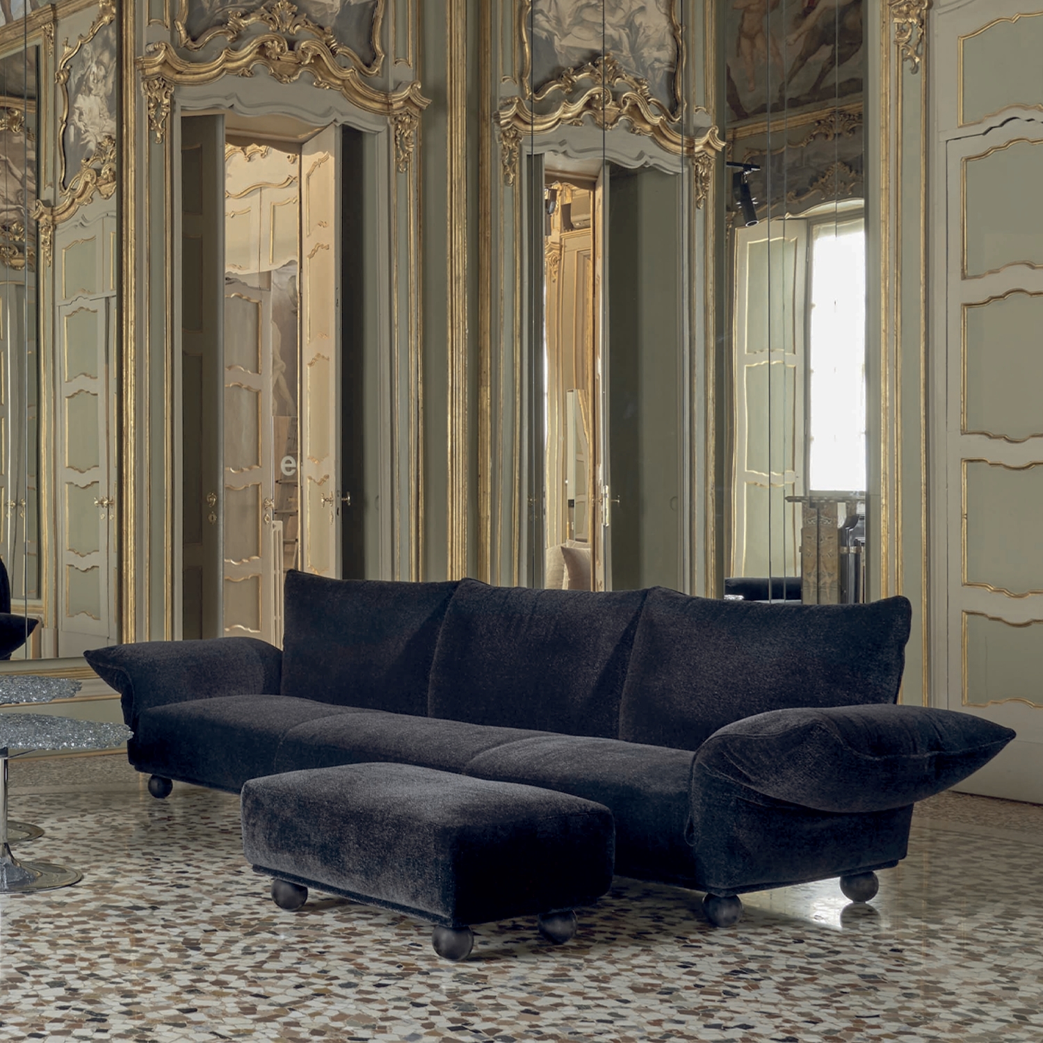 Read story Elevating the sofa archetype with Standway