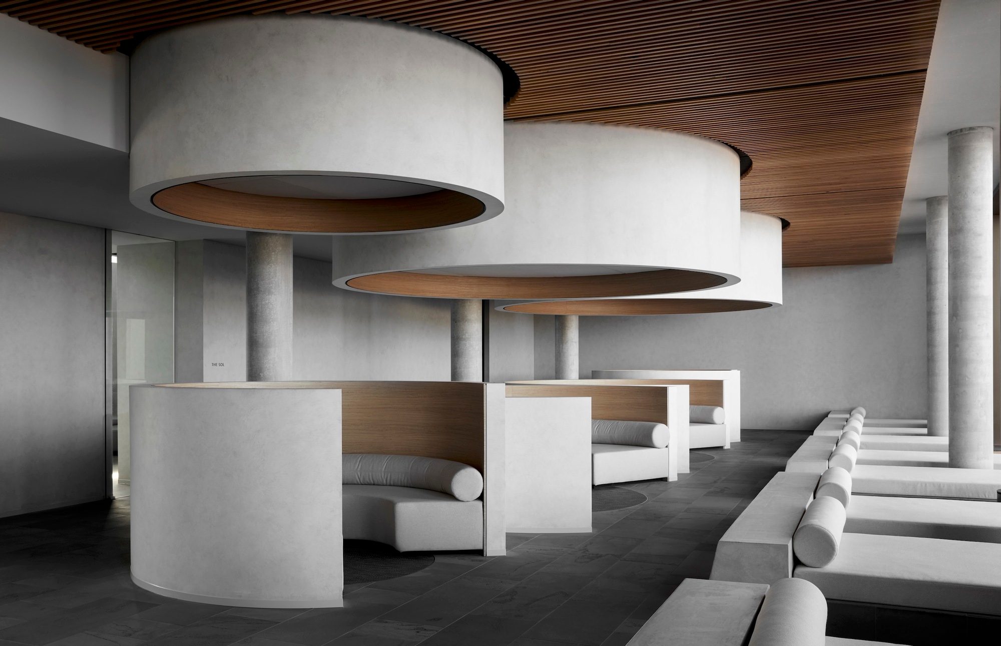 The Alba Thermal Springs and Spa utilises the natural geology of its site for a luxury outdoor bathing experience, but also to hide its form in the land’s natural undulation. Photos: Willem Dirk Du Toit