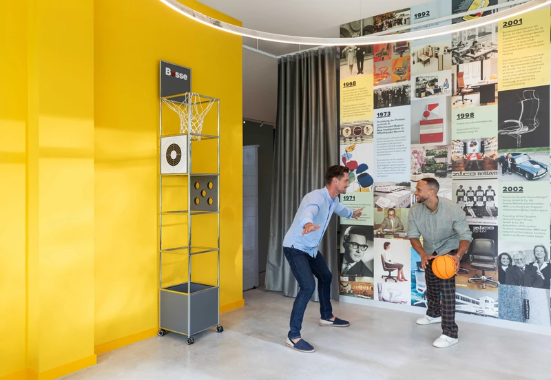 Training and meeting rooms can also be used for other purposes. Why not use them as a basketball court? This strengthens the family factor of a company
